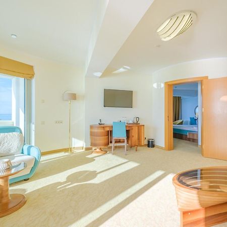 Castello Mare All Inclusive Resort Batoumi Extérieur photo